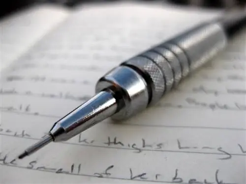 Вот почему вы должны делать заметки от руки (а не с помощью ноутбука)