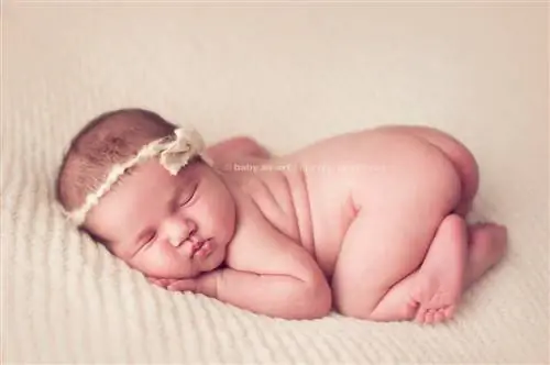 Проблемы с животиком: часто ли ваш ребенок плачет сразу после кормления?