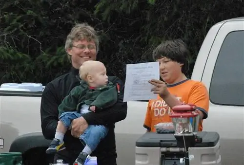 8 признаков того, что вы льстите, но не уважаете