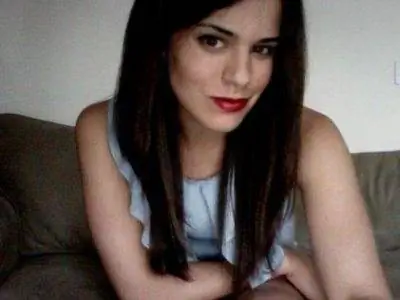 Лорен Лето основала Texts from Last Night и руководит Bnter.