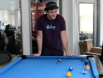 Алекс Тауб - наставник DreamIt Accelerator и руководитель отдела развития бизнеса в Aviary.