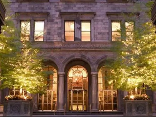 Ему принадлежала коллекция пятизвездочных отелей, включая New York Palace и Hotel Bel-Air в Лос-Анджелесе.