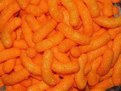 Он любит Читос и газировку