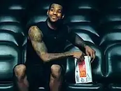 8 спортсменов, которые в прошлом году заработали больше денег на рекламе продуктов, чем на занятиях спортом