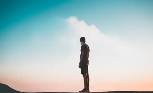 Быть наедине с собой - самый важный навык, который мы потеряли