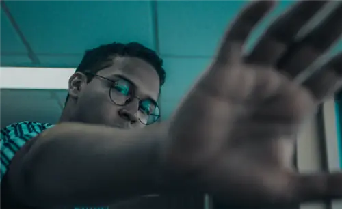 Как критиковать, не подрывая их уверенности