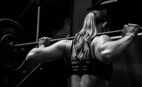 4 мощных фитнес-тренировки для успешных женщин