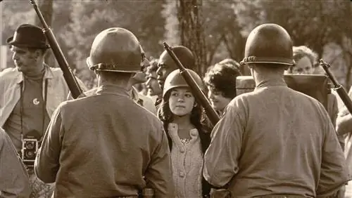 Чикаго 50 лет спустя: город оглядывается назад и не согласен с тем, что произошло