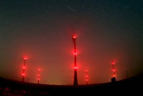 Астрономы обнаружили странные сигналы от звезд, которые, «вероятно», принадлежат инопланетянам, вступающим в контакт