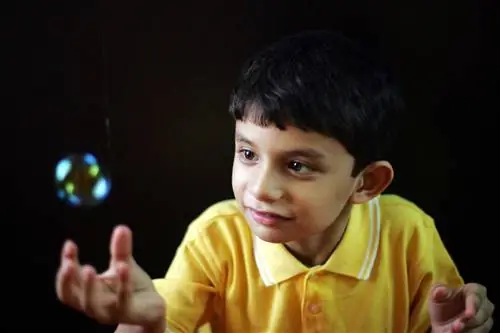 Вызван ли аутизм экологическими или генетическими факторами?