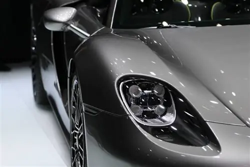 Деньги не купят счастье и не остановят людей от попыток купить счастье