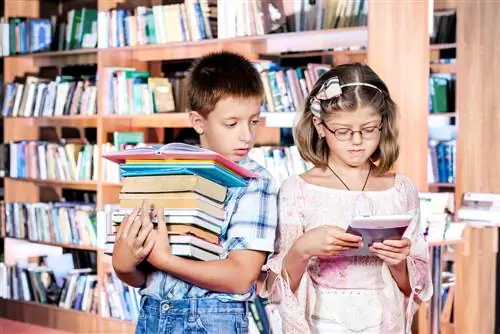 Посол США принял присягу на Kindle. Что это означает для мертвых деревьев?