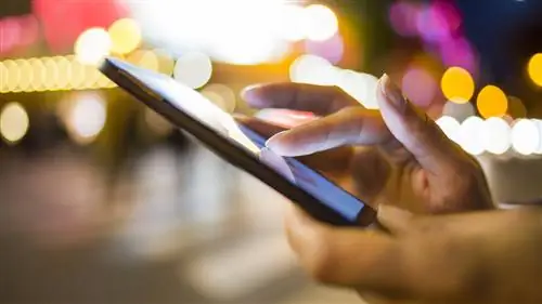 Запуск бесплатного приложения снижает производительность вашего смартфона