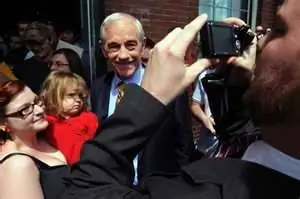 В основном немой понедельник: космическое сомбреро