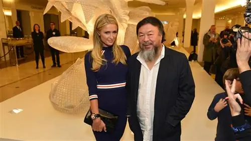 Самый политический художник на Земле только что продался?