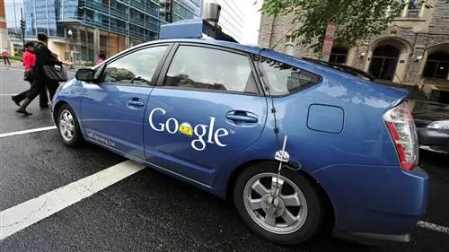 Беспилотные автомобили Google созданы, чтобы делать множество предположений