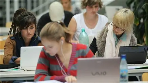 Пять способов, которыми искусственный интеллект будет определять будущее университетов