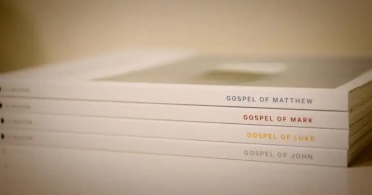 Безпогрешность и Евангелия: как справляться с нарративными различиями