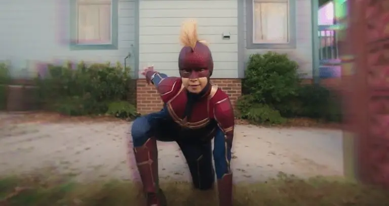 С Мисс Марвел, Disney + дает нам мусульманского супергероя. Большой! Но