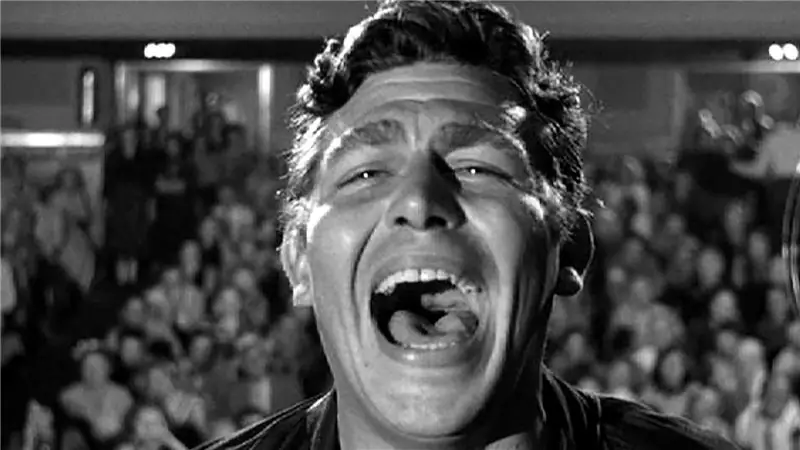 Лицо в толпе и психология лжепророков