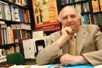 Тео Ставроу