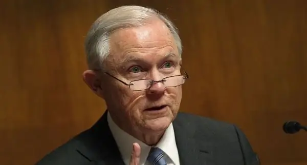 Богословы против выдвижения кандидатуры Джеффа Сешнса