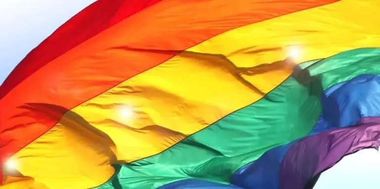 Несколько вопросов к современному христианству: о «традиционном браке» и «двух миллиардах»