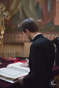 Должны ли семинарии обучать церкви?