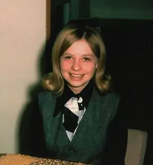 Нэнси в старшей школе