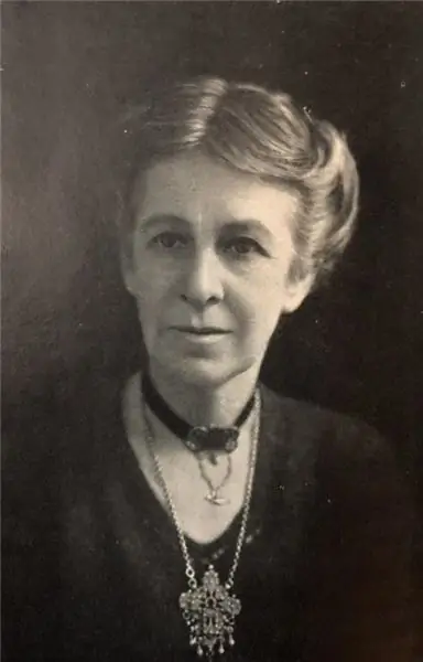 Празднование Эвелин Андерхилл