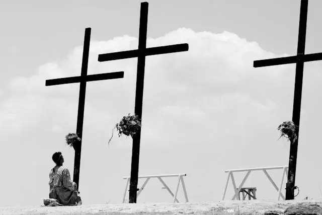 Божье милосердие Новена: Молитва за тех, кому ни жарко, ни холодно