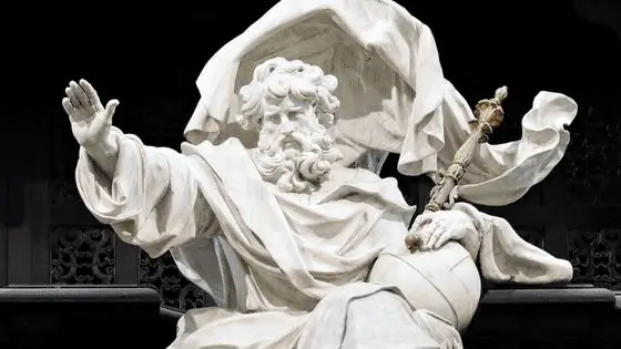 мраморная статуя бога, протянувшая руку