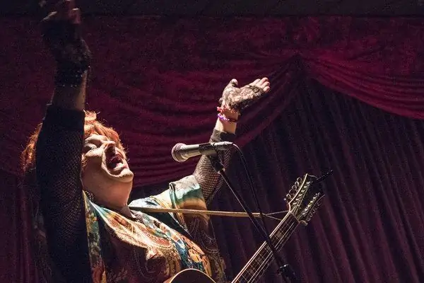 В поисках прогрессивной музыки поклонения