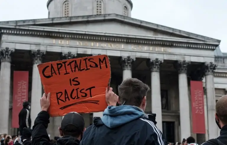 Притча о талантах сквозь призму расы, Привилегия & Богатство