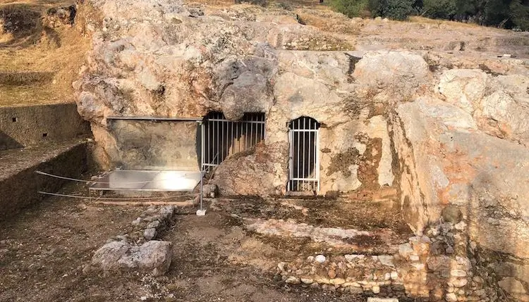 Привратник & Боги