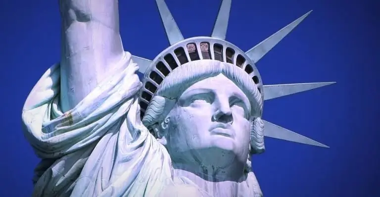 Lady Liberty League празднует 35-летие языческой адвокации