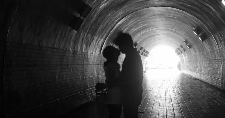 Весна может подождать: история любви с Персефоной и Аидом