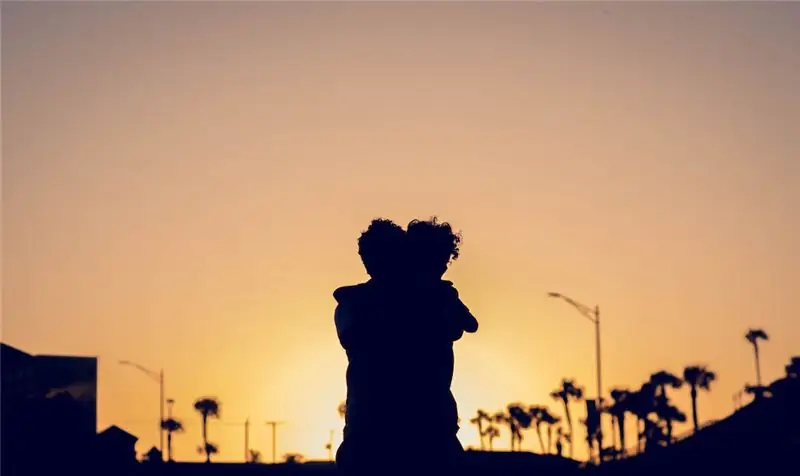 Влюбленные в Полноту Бытия: Мы становимся целыми не вопреки ошибкам, а через них