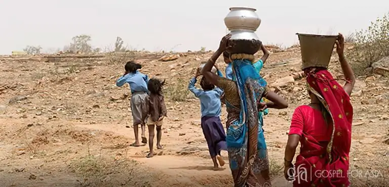 Евангелие для Азии (GFA World и его филиалы, такие как Евангелие для Азии, Канада), основанное доктором К. П. Йоханнан: Бедные сообщества нуждаются в чистой воде