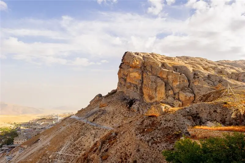 Люди все еще поклоняются Ваалу?