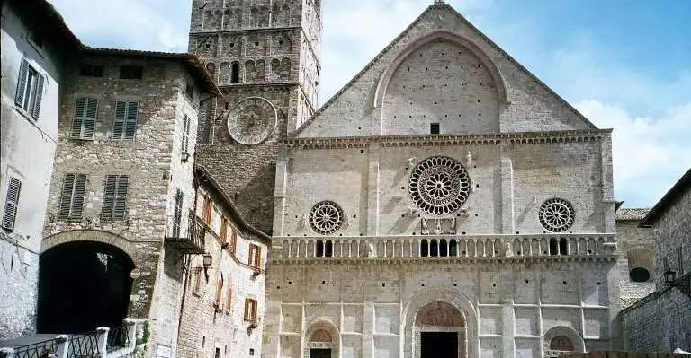 Поднимите бедных и прислушайтесь к их голосу