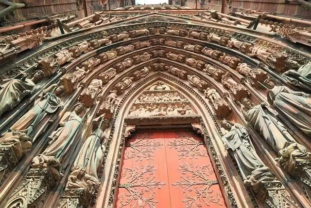 О 22 католических фракциях