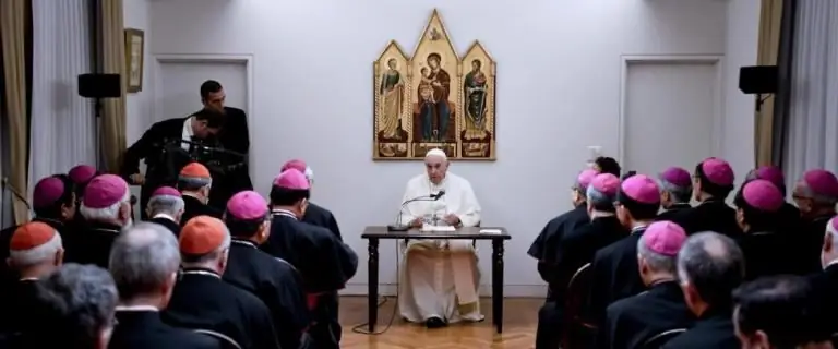 Мученичество невозможно: Папа в Японии и молчание