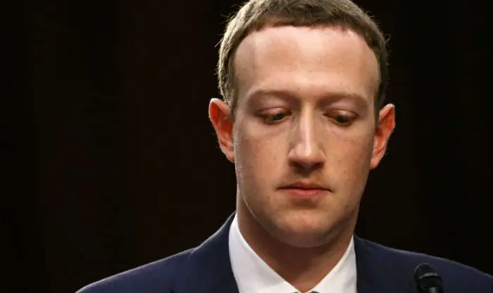 Facebook, Google, Политика & Конфиденциальность в «Линии фронта» & «Жуткая линия»