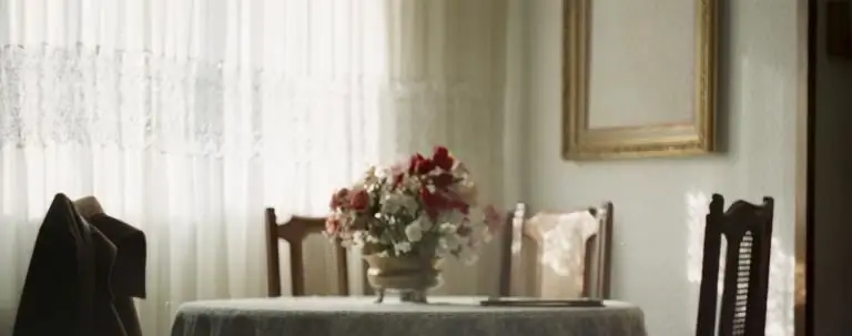 Пятница поэзии: Ваше лицо всегда было усеяно родинками