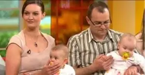 Близнецы родились с разницей в 87 дней – и этот 23-недельный новорожденный просто поразителен