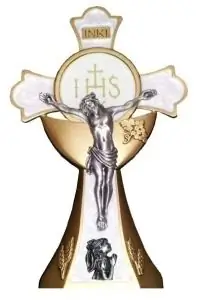 Девушка молится