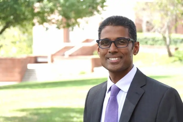 50-2-Follow: 50 ученых Нового Завета, которых нужно читать и следовать - Радж Наделла