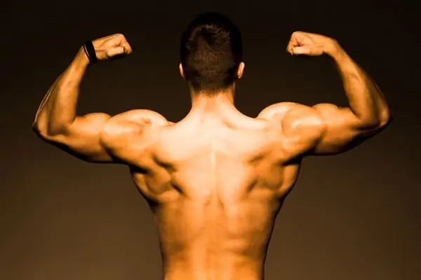 Сильный парень