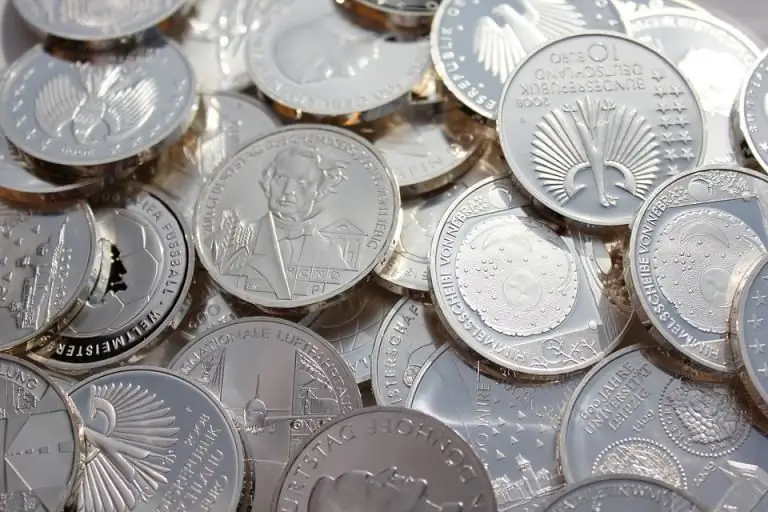 Бог или деньги: решение НФЛ принимает губернатор Джорджии